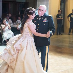 Meet your Posher, Desiree